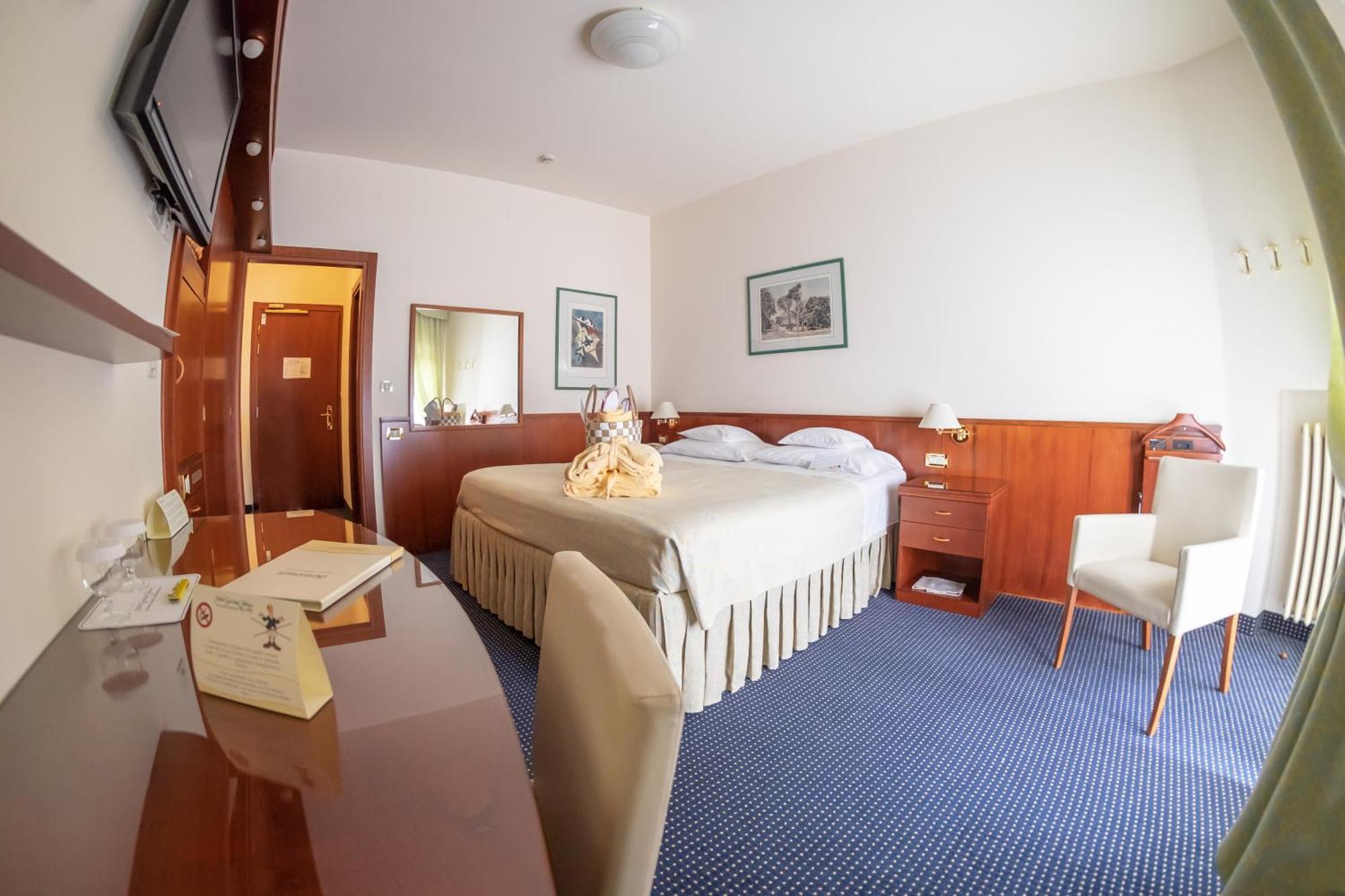 Garden Terme 4*